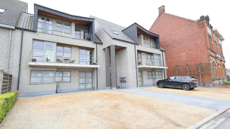 Appartement te  huur in Roeselare 8800 690.00€ 2 slaapkamers m² - Zoekertje 1348086