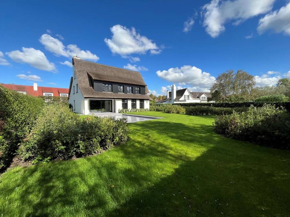 Huis te koop in Knokke 8300 0.00€ 6 slaapkamers 290.00m² - Zoekertje 332122