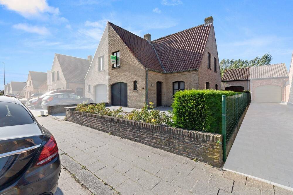 Huis te  koop in Bredene 8450 329000.00€ 3 slaapkamers 125.00m² - Zoekertje 1351718
