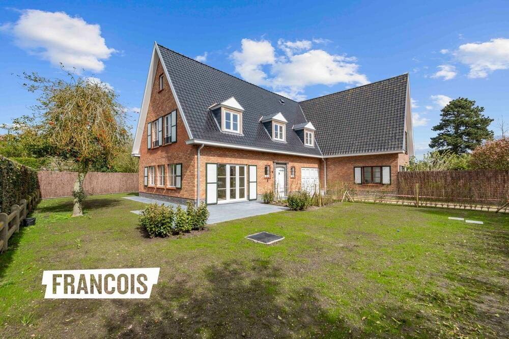 Huis te  koop in De Haan 8420 895000.00€ 4 slaapkamers 202.00m² - Zoekertje 1351470