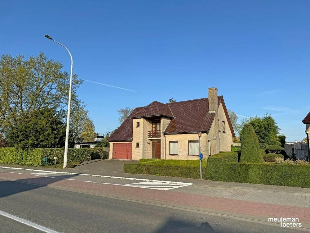 Huis te  koop in Oostkamp 8020 695000.00€ 5 slaapkamers 280.00m² - Zoekertje 1354569