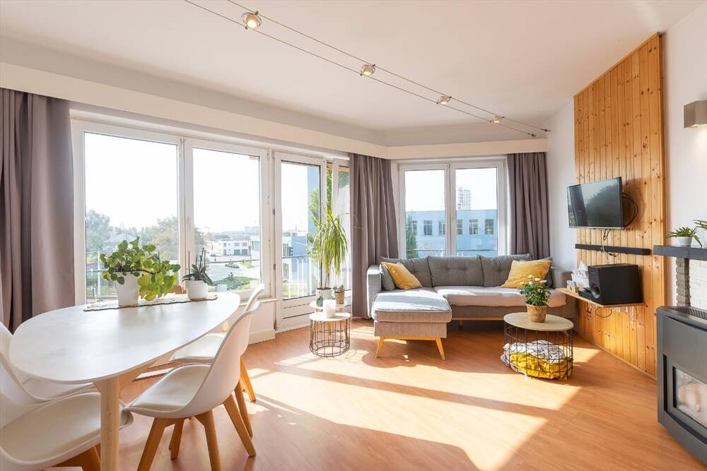 Appartement te  in Oostende 8400 165000.00€ 2 slaapkamers m² - Zoekertje 1357914