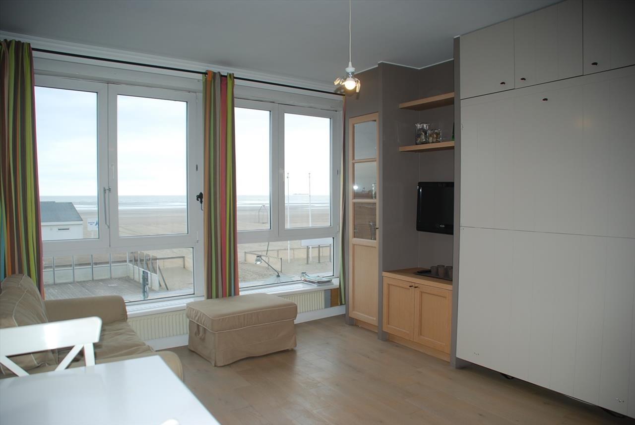 Studio te  huur in Heist-aan-Zee 8301 600.00€  slaapkamers 30.00m² - Zoekertje 1359286