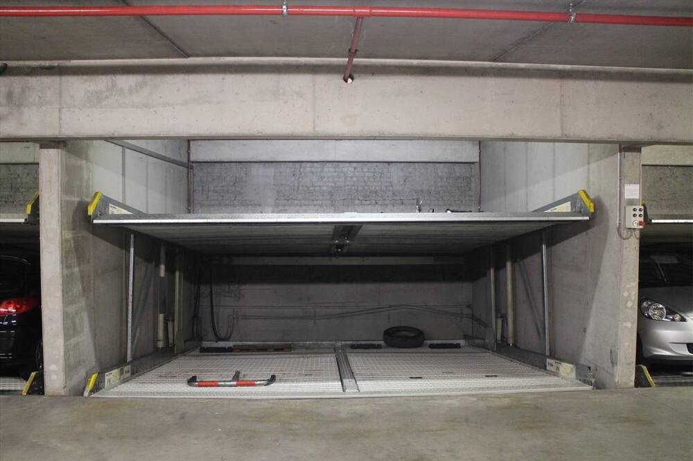 Parking & garage te  huur in Oostende 8400 75.00€  slaapkamers 0.00m² - Zoekertje 1380625
