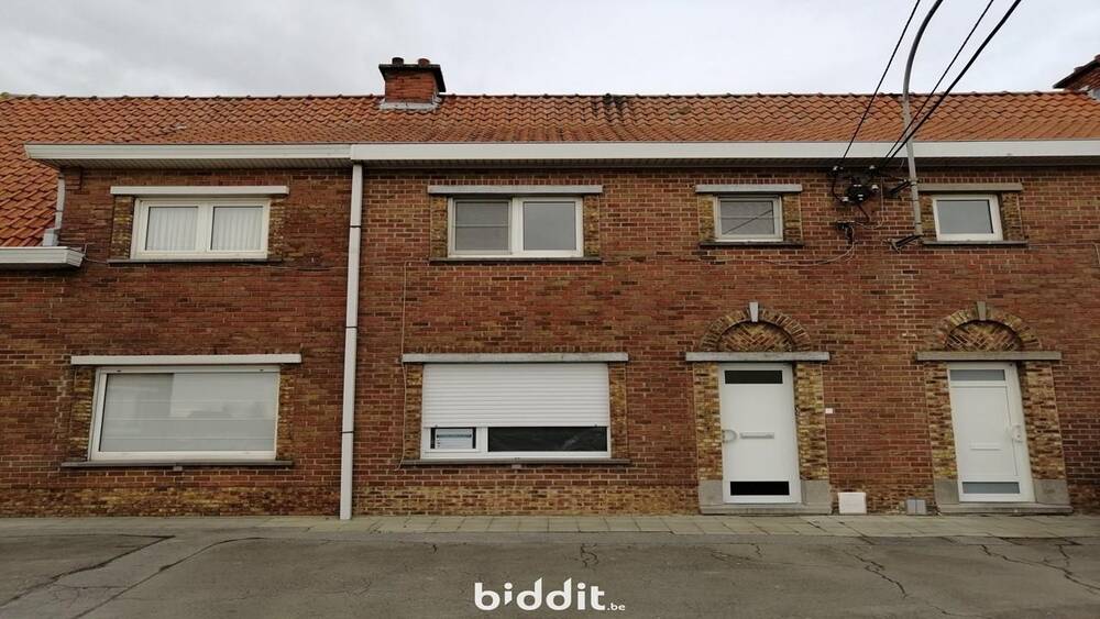 Huis te  koop in Sint-Denijs 8554 124800.00€ 3 slaapkamers m² - Zoekertje 1379069