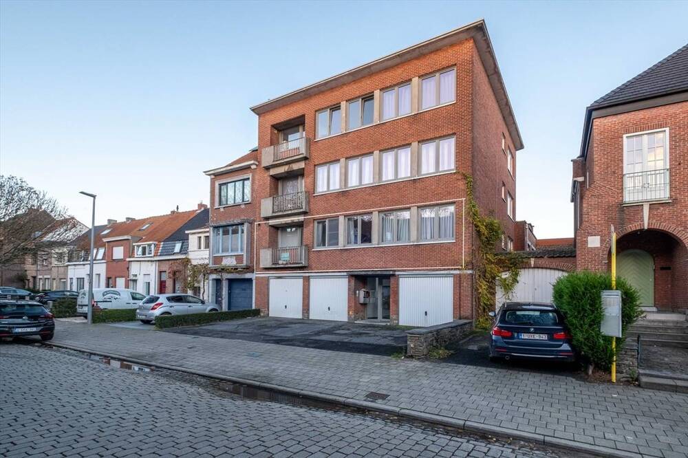 Appartement te  koop in Kortrijk 8500 198000.00€ 2 slaapkamers 0.00m² - Zoekertje 1380828