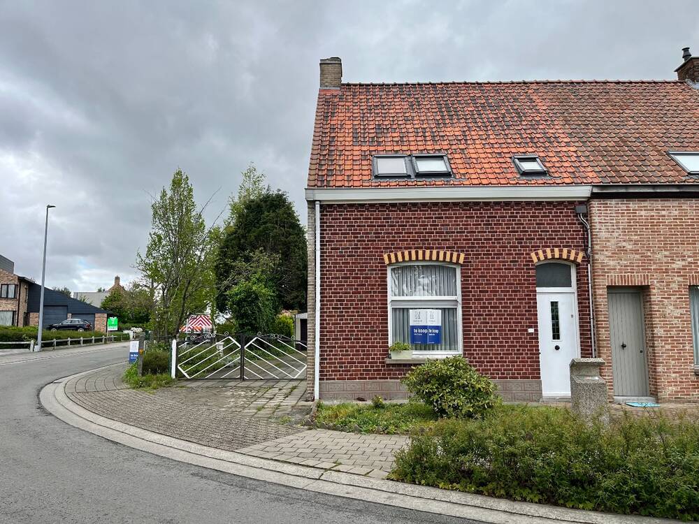 Huis te  koop in Deerlijk 8540 168000.00€ 2 slaapkamers 125.00m² - Zoekertje 278252
