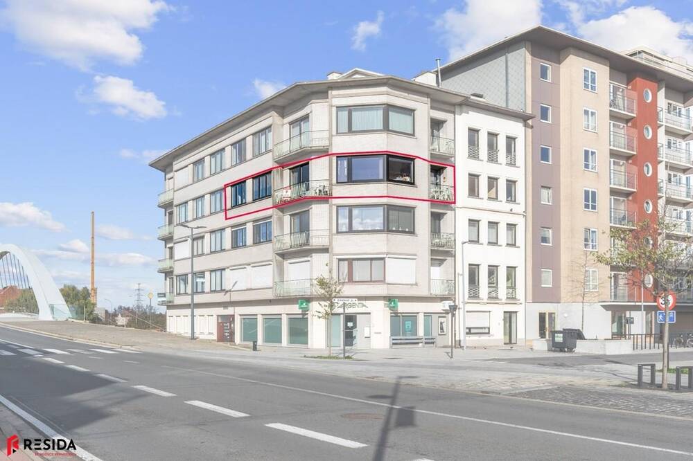 Appartement te  koop in Harelbeke 8530 165000.00€ 3 slaapkamers 113.00m² - Zoekertje 1382205
