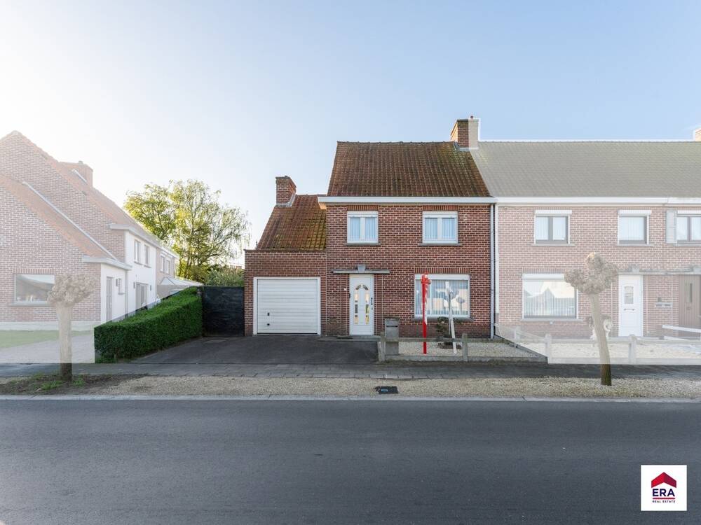 Huis te  koop in Oostrozebeke 8780 225000.00€ 4 slaapkamers 154.00m² - Zoekertje 1385054