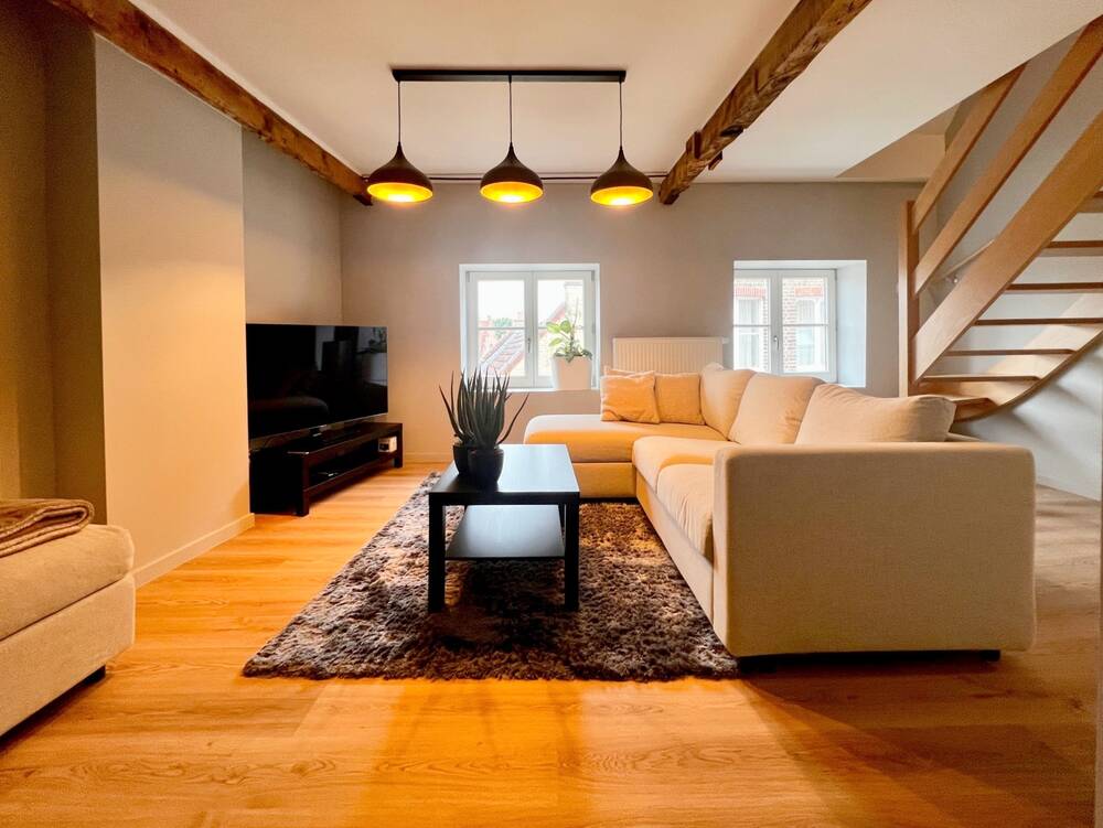 Appartement te  huur in Brugge 8000 895.00€ 3 slaapkamers 143.00m² - Zoekertje 1385695