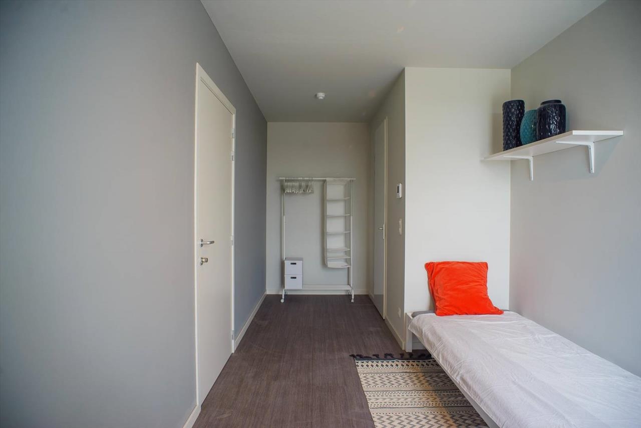 Appartement te  koop in Brugge 8000 100000.00€ 1 slaapkamers 16.64m² - Zoekertje 1389939