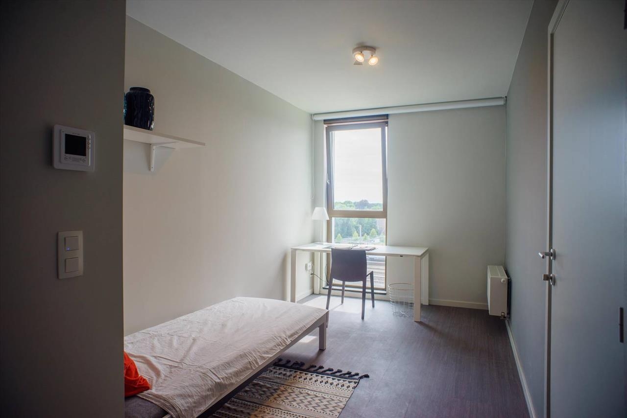 Appartement te  koop in Brugge 8000 100000.00€ 1 slaapkamers 16.64m² - Zoekertje 1389940