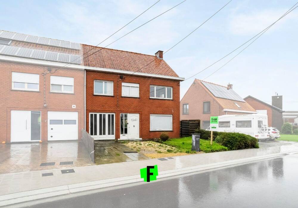Huis te  koop in Boezinge 8904 219000.00€ 3 slaapkamers 200.00m² - Zoekertje 1389758