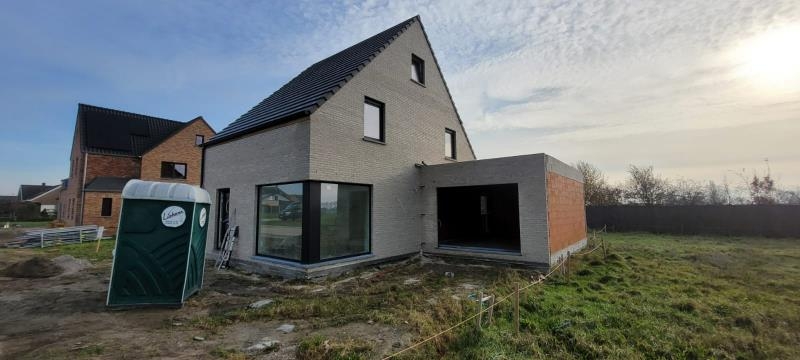 Huis te  koop in Langemark-Poelkapelle 8920 346681.00€ 3 slaapkamers m² - Zoekertje 1388560