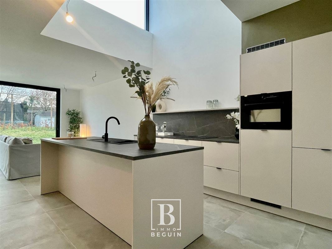 Huis te koop in Zwevegem 8550 344000.00€ 3 slaapkamers 180.00m² - Zoekertje 278466