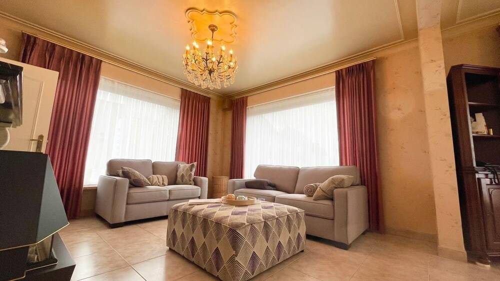 Huis te  koop in Izegem 8870 214000.00€ 3 slaapkamers 150.00m² - Zoekertje 1393122