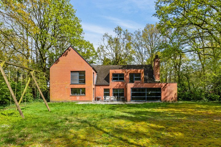 Villa te koop in Jabbeke 8490 864000.00€ 4 slaapkamers 308.00m² - Zoekertje 91000