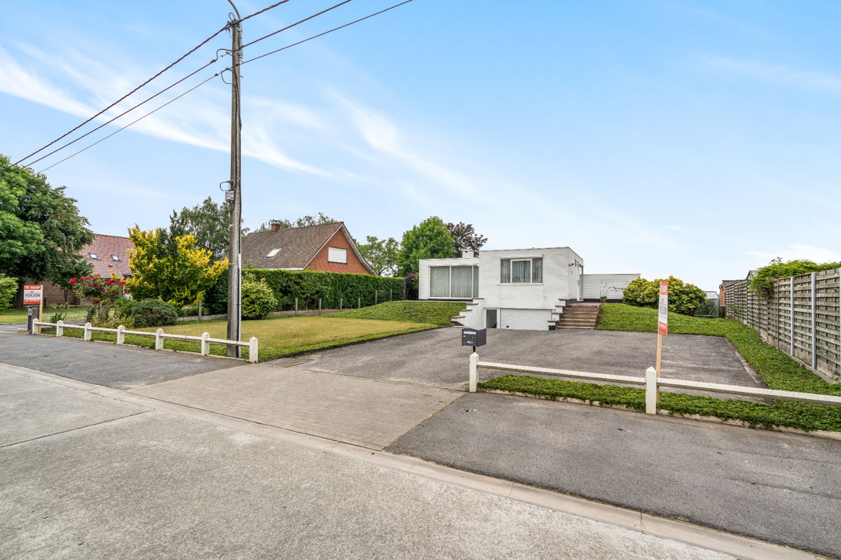 Huis te  koop in Hooglede 8830 325000.00€ 3 slaapkamers 119.00m² - Zoekertje 279077