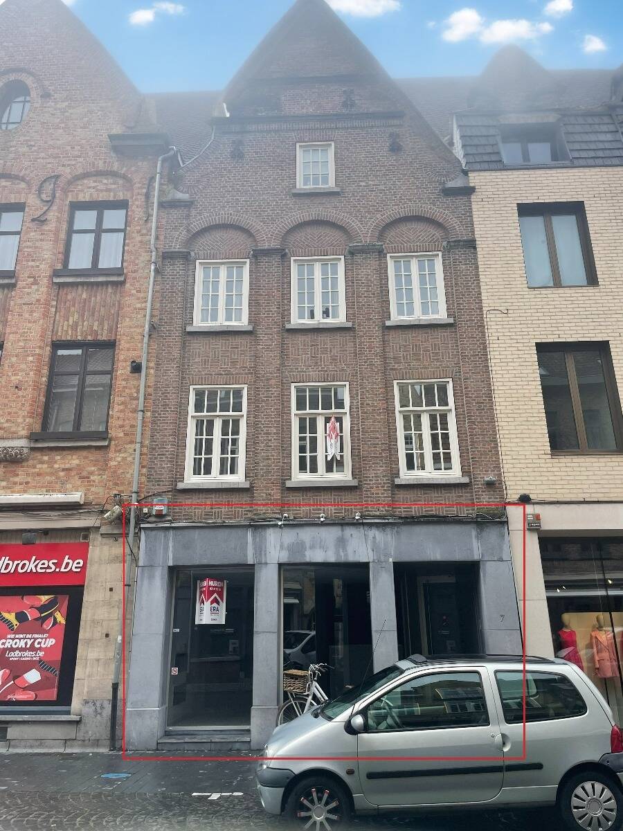 Handelszaak te  huur in Ieper 8900 850.00€ 0 slaapkamers 103.00m² - Zoekertje 71946