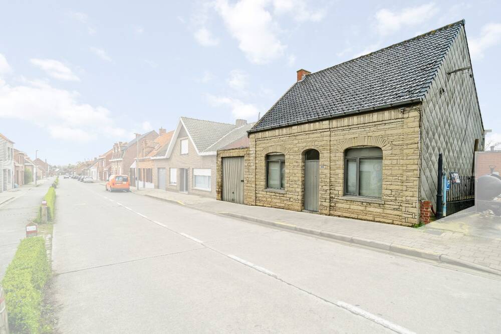 Huis te  koop in Houthulst 8650 269500.00€ 3 slaapkamers m² - Zoekertje 279757