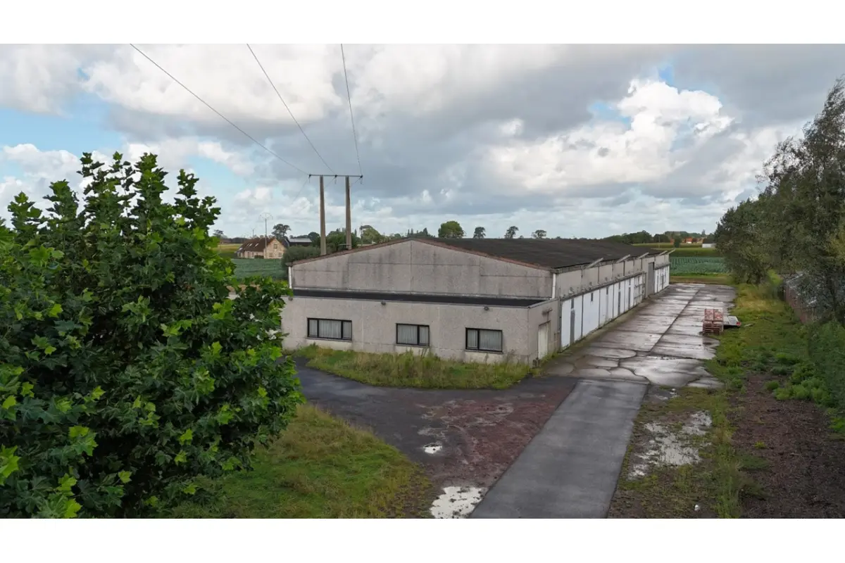 Handelszaak te  koop in Diksmuide 8600 435000.00€  slaapkamers m² - Zoekertje 98426