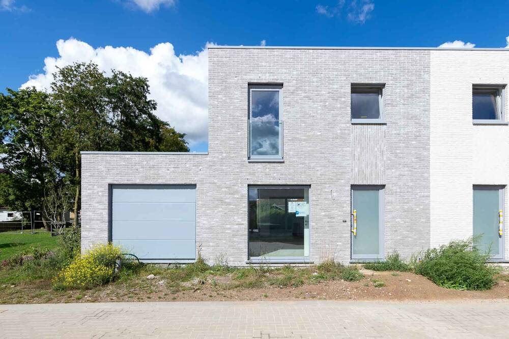 Huis te  koop in Roesbrugge-Haringe 8972 224310.00€ 3 slaapkamers 134.00m² - Zoekertje 99271