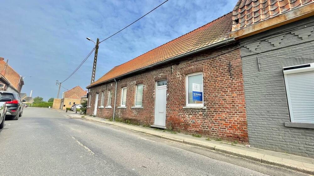 Huis te  koop in Bellegem 8510 135000.00€ 2 slaapkamers 101.00m² - Zoekertje 280576