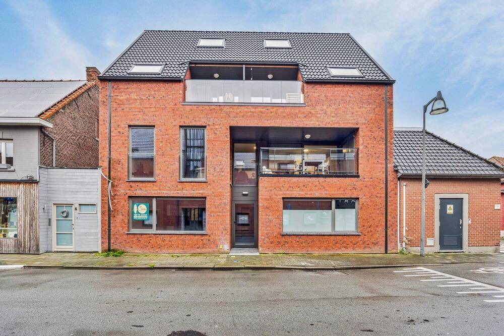 Appartement te koop in Oostkamp 8020 255000.00€ 2 slaapkamers 83.00m² - Zoekertje 102974