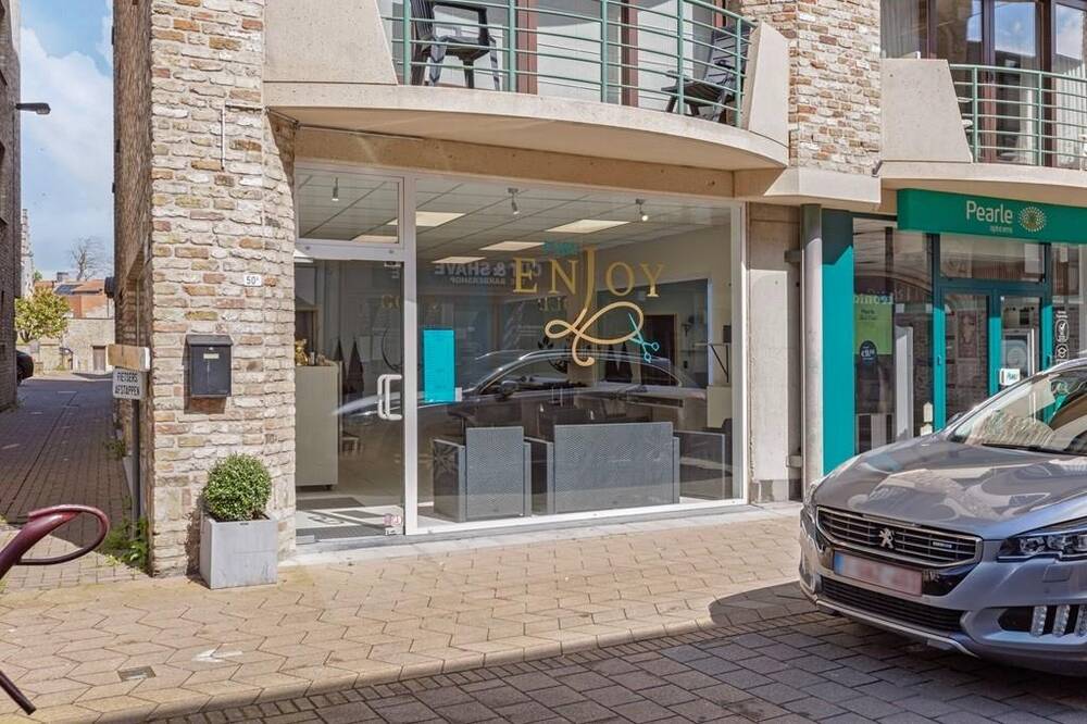 Appartementsgebouw te koop in Veurne 8630 235000.00€ slaapkamers m² - Zoekertje 106918