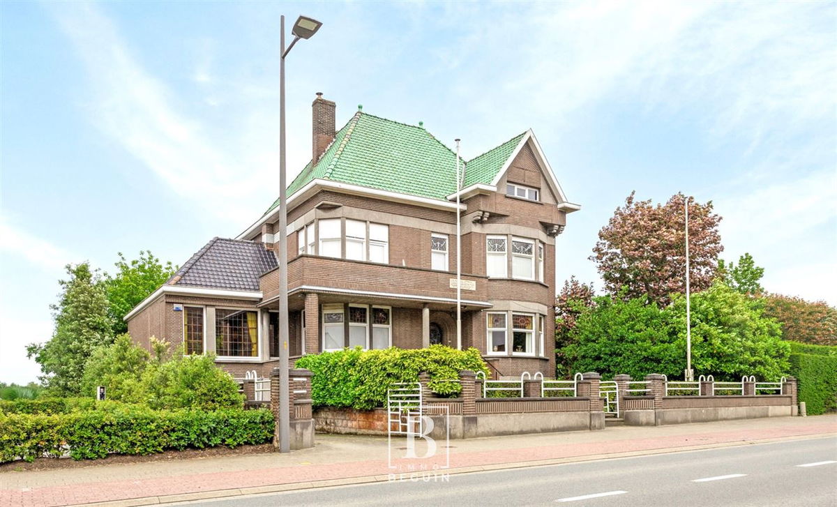 Herenhuis te koop in Anzegem 8570 625000.00€ 4 slaapkamers 600.00m² - Zoekertje 281071