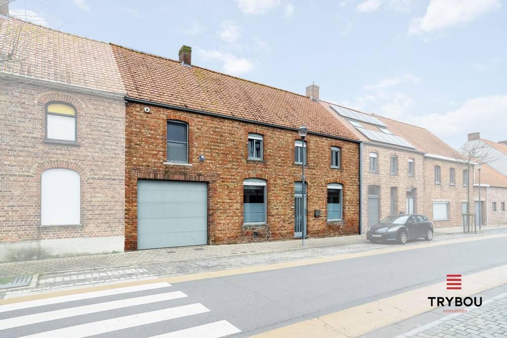 Huis te  koop in Houthulst 8650 285000.00€ 4 slaapkamers 256.00m² - Zoekertje 281212