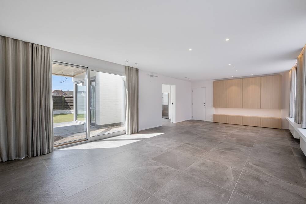 Appartement te  koop in Hulste 8531 410000.00€ 3 slaapkamers 323.00m² - Zoekertje 129123