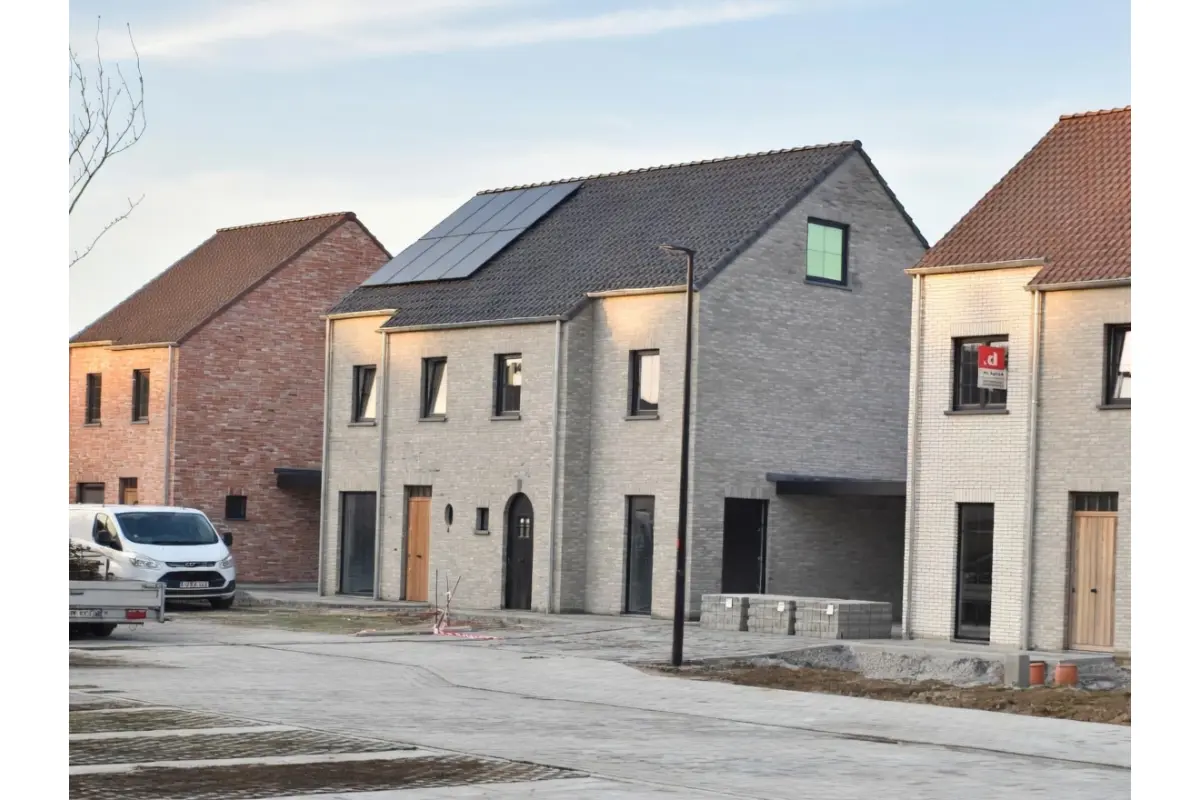 Huis te  koop in Oostkamp 8020 394450.00€ 4 slaapkamers 169.00m² - Zoekertje 152708