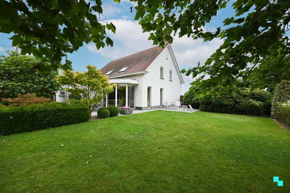 Handelszaak te koop in Lendelede 8860 625000.00€ 4 slaapkamers 267.00m² - Zoekertje 155188