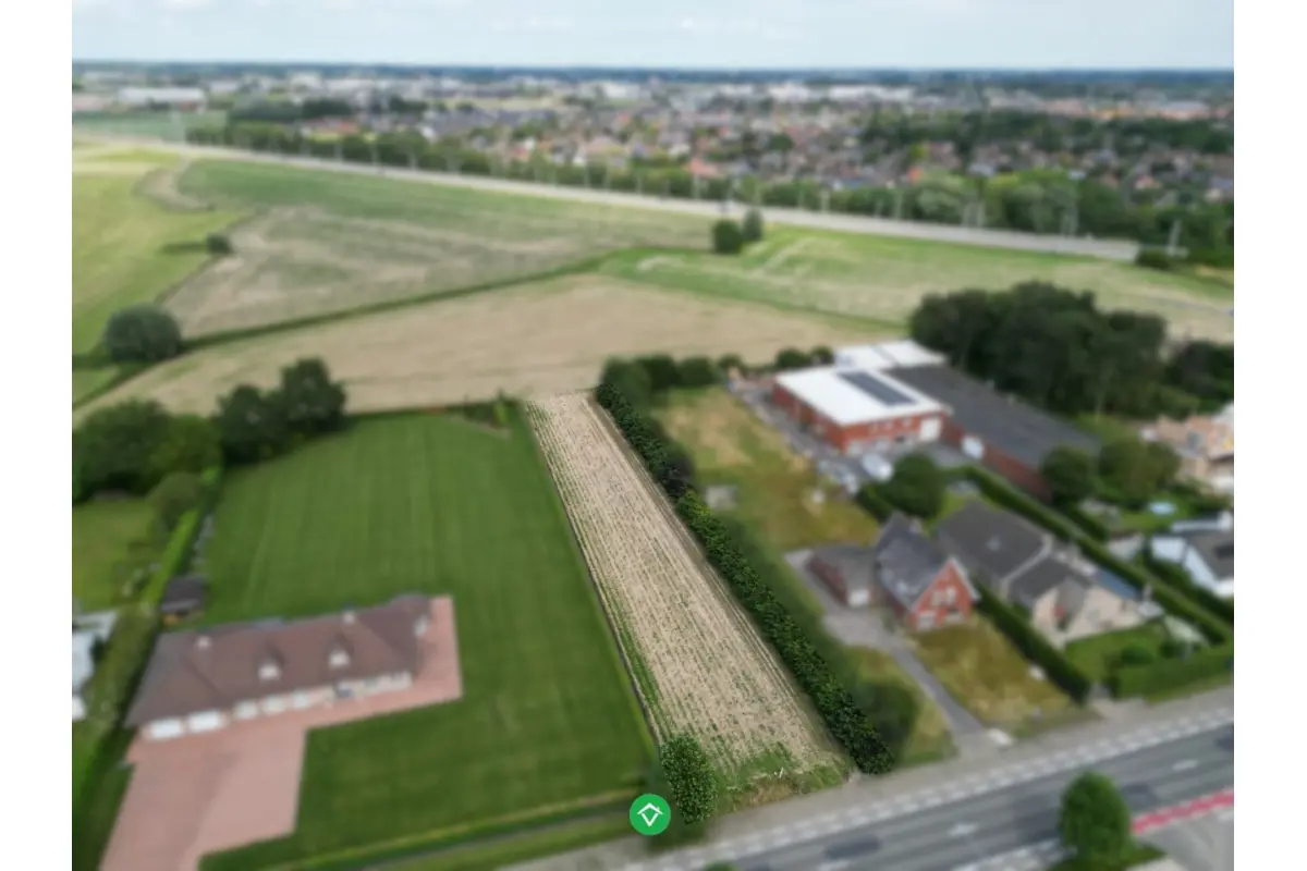 Bouwgrond te  koop in Roeselare 8800 305000.00€  slaapkamers m² - Zoekertje 164705