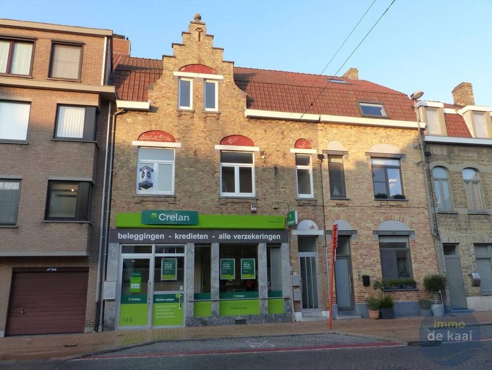 Appartementsgebouw te koop in Nieuwpoort 8620 440000.00€ 3 slaapkamers m² - Zoekertje 180436