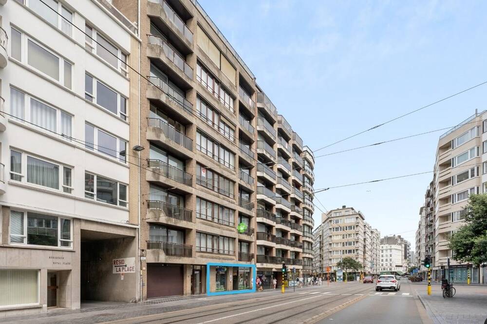Handelszaak te  koop in Oostende 8400 395000.00€  slaapkamers m² - Zoekertje 194110