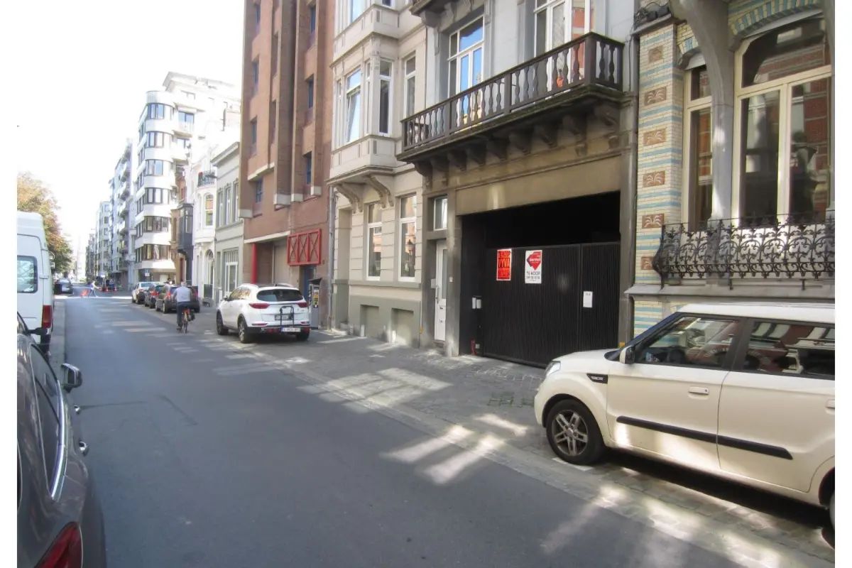 Box te  koop in Oostende 8400 65000.00€  slaapkamers m² - Zoekertje 196742