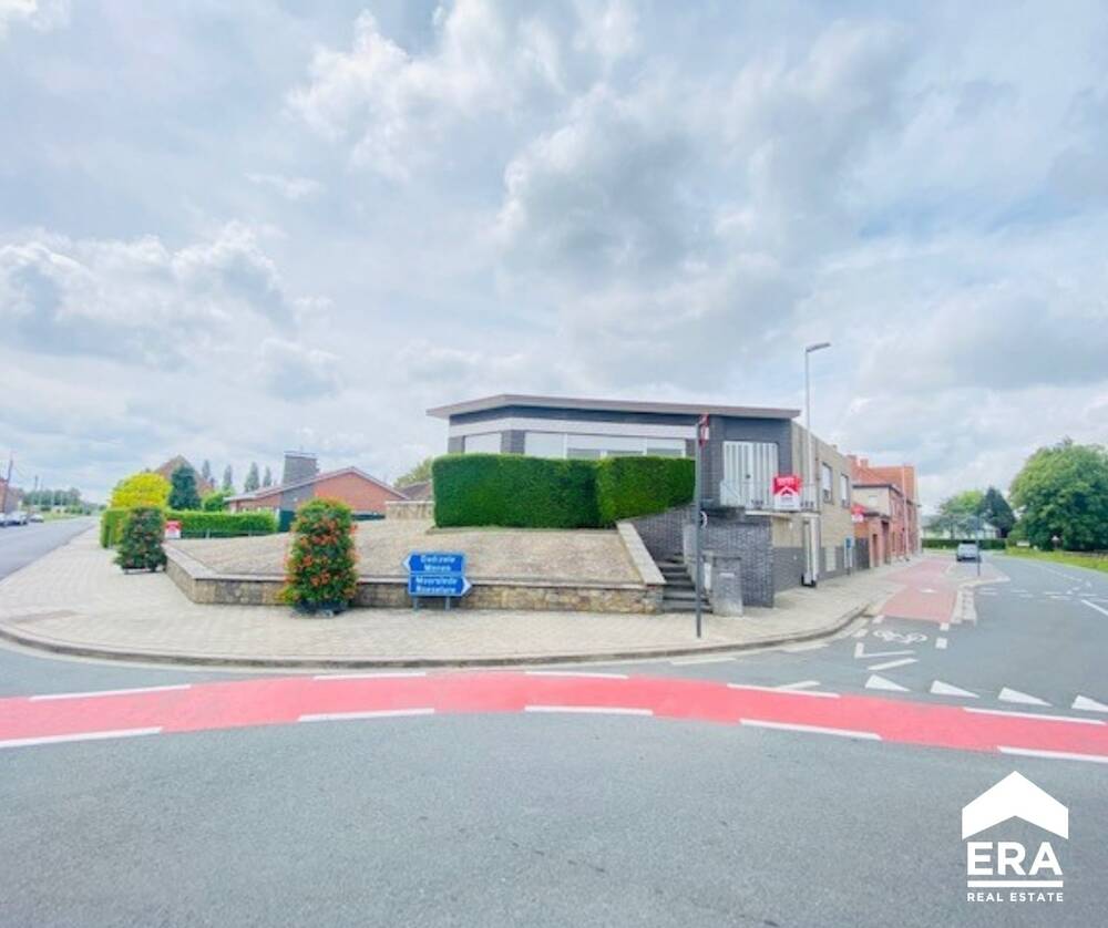 Huis te koop in Ledegem 8880 449000.00€ 3 slaapkamers 250.00m² - Zoekertje 203239