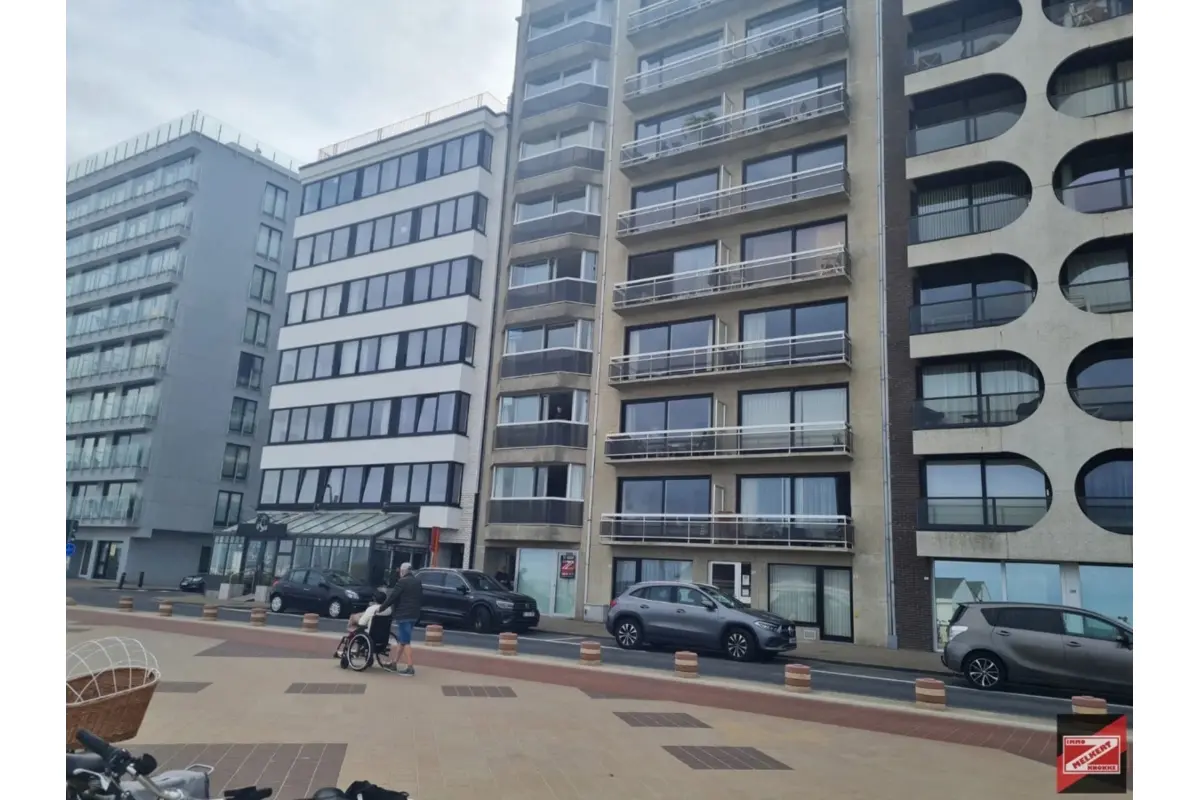 Handelszaak te  koop in Heist-aan-Zee 8301 214000.00€  slaapkamers 131.50m² - Zoekertje 606259