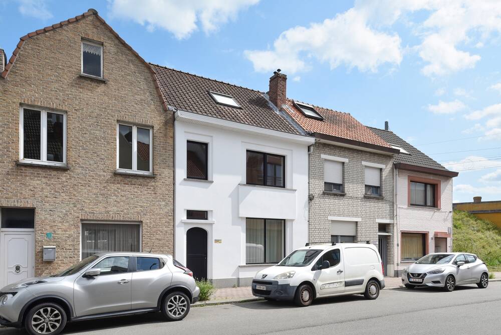 Huis te koop in Heist-aan-Zee 8301 598000.00€ 3 slaapkamers 146.00m² - Zoekertje 211236