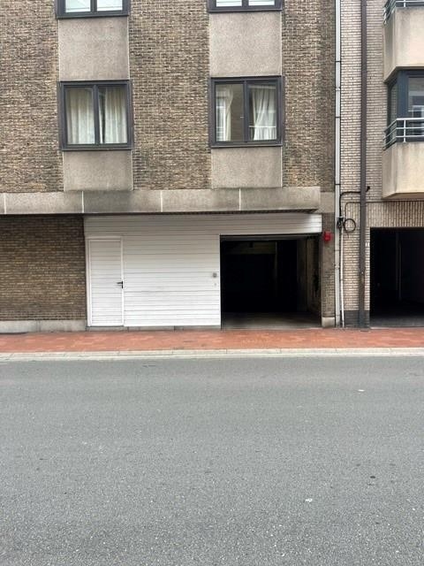 Parking & garage te huur in Knokke-Heist 8300 75.00€ slaapkamers m² - Zoekertje 213682
