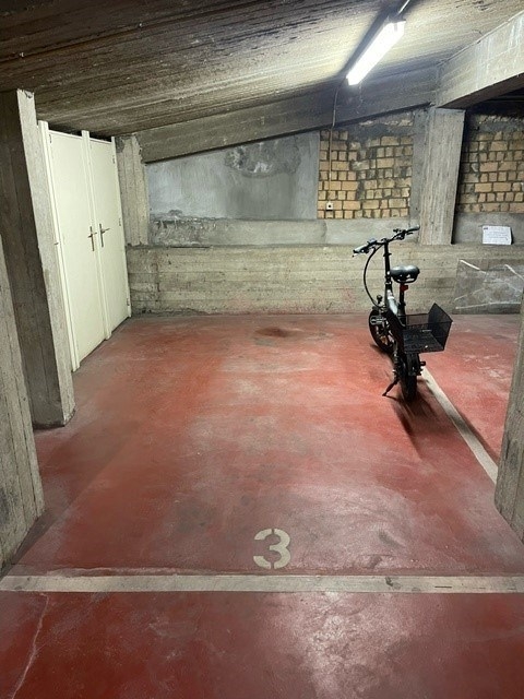 Box te in Knokke-Heist 8300 75.00€ slaapkamers m² - Zoekertje 213685