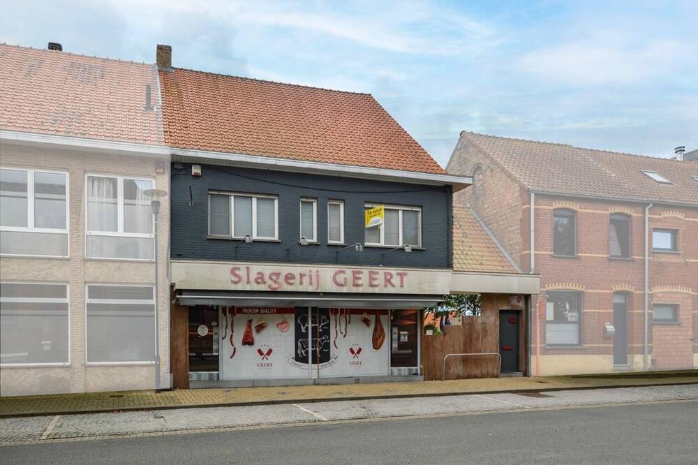 Huis te koop in Oudenburg 8460 339000.00€ 3 slaapkamers 394.00m² - Zoekertje 236200