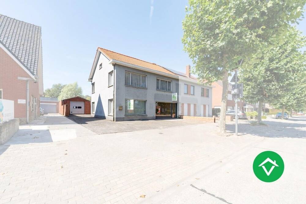 Huis te  koop in Koekelare 8680 287000.00€ 4 slaapkamers 253.00m² - Zoekertje 236982