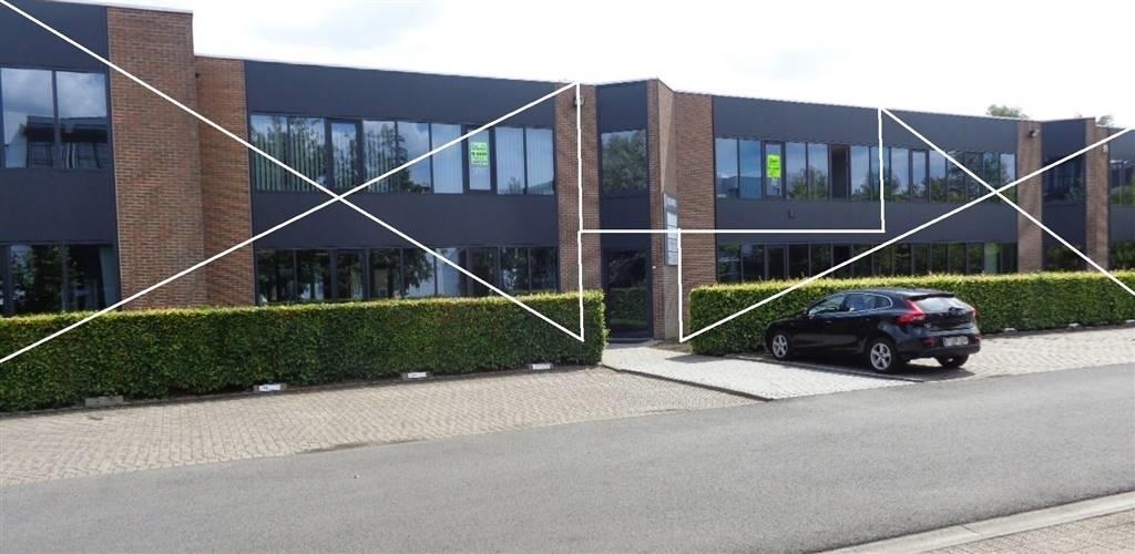 Handelszaak te huur in Kortrijk 8500 800.00€ slaapkamers m² - Zoekertje 471199