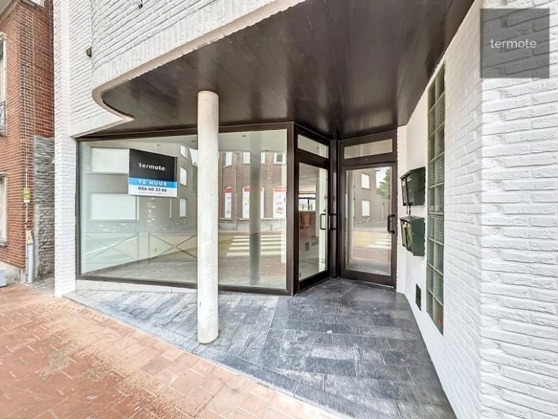 Handelszaak te huur in Sint-Eloois-Vijve 8793 850.00€ slaapkamers m² - Zoekertje 241212