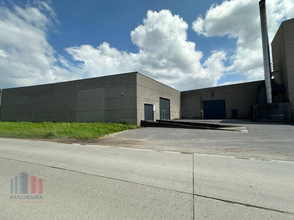 Handelszaak te huur in Waregem 8790 12120.00€ slaapkamers 6060.00m² - Zoekertje 242200