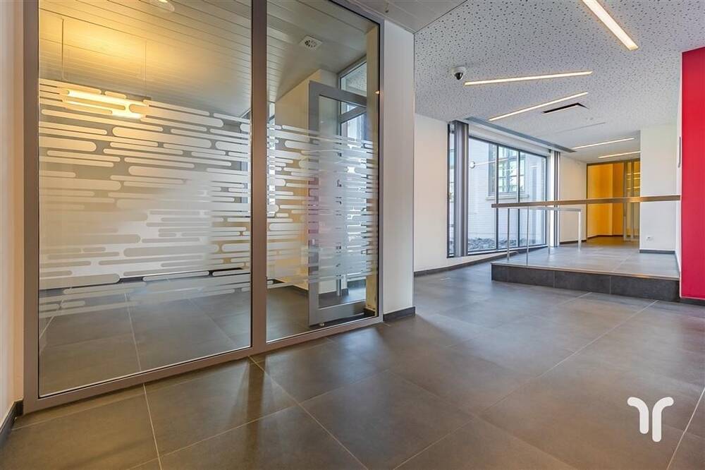 Handelszaak te in Eernegem 8480 468.00€ slaapkamers 15.00m² - Zoekertje 247342