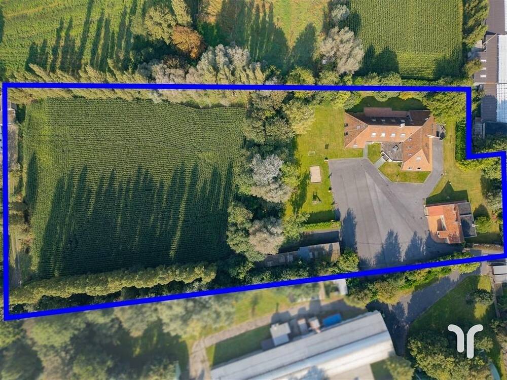 Handelszaak te  koop in Ettelgem 8460 1295000.00€ 6 slaapkamers m² - Zoekertje 247343